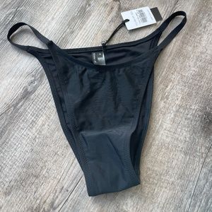 KENDALL + KYLIE Bandeau High Leg Bikini Bottoms (Size XL)